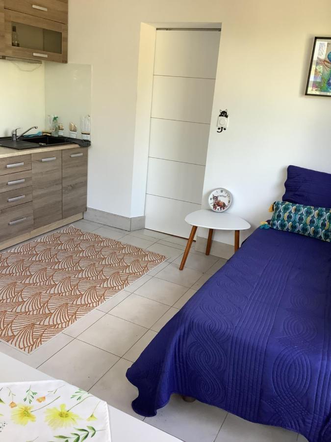 Charmant Appartement 2 Pieces Эччика-Суарелла Экстерьер фото